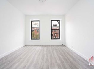 216 E 111th St #3B, New York, NY 10029