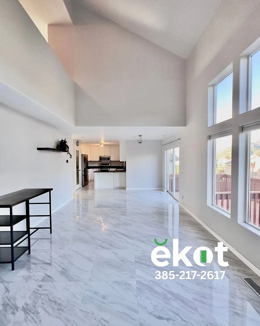 Elevated Living Above the Valley | Executive Suncrest Residence — Photo 4