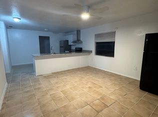 727 Pineville Ln, Lakeland, FL 33810