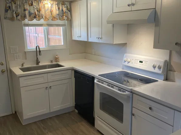 21056 Santa Barbara Dr #3, Tehachapi, CA 93561