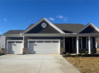 173 Seamore Rd, Aurora, OH 44202