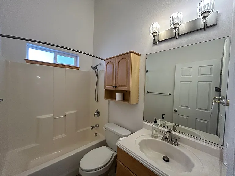 2405 S 770 W — Photo 16
