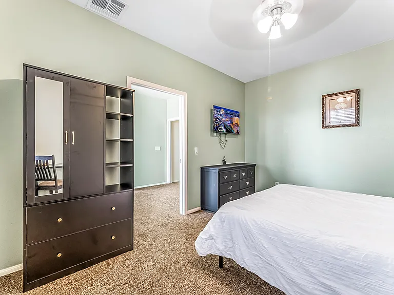 Rockpine Dr — Photo 2