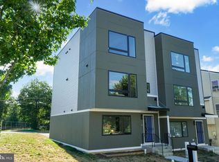 1004 50th Pl NE, Washington, DC 20019