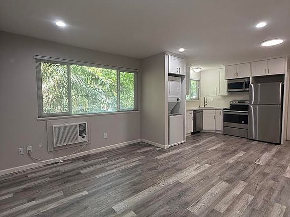 2nd image of 1818 P St APT 6
