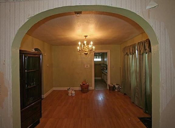 3rd image of 938 N Luett Ave
