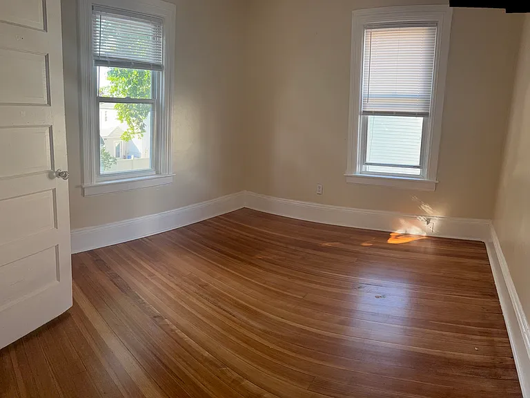 105 Julia St #2 — Photo 5