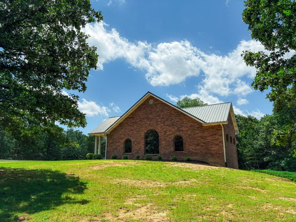 110 Hankins Rd, Hohenwald, TN 38462