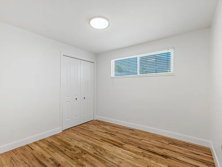 2895 E Cherry Blossom Ln — Photo 18