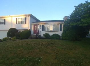 565 N Eastern Ave, Fall River, MA 02720