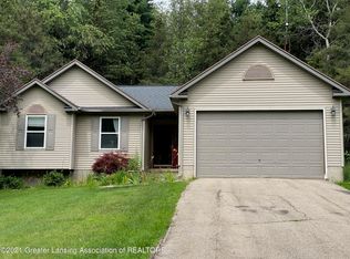 7590 Oakview, Owosso, MI 48867