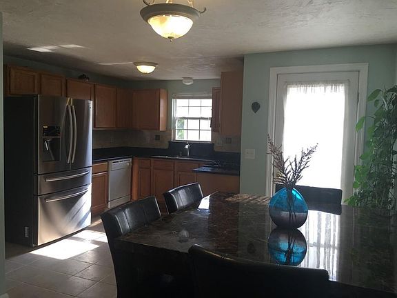 5th image of 92 Palomino Dr
