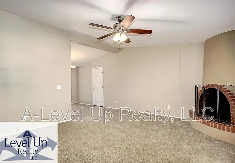 7532 N Rasmussen Ave — Photo 6