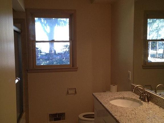 5th image of 7534 Woodcrest St