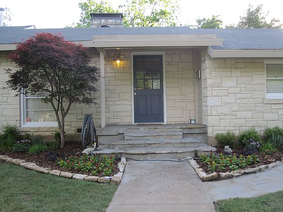 2nd image of 2112 Barberry Dr