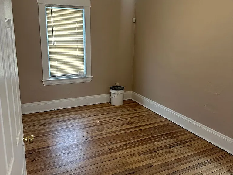 14809 Alder Ave — Photo 11