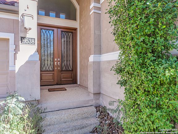 3rd image of 19538 Brooke Place