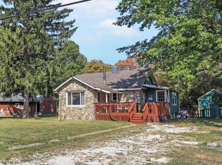 82248 45th Ave, Coloma, MI 49038