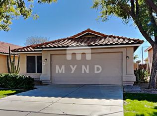 8027 W Laurel Ln, Peoria, AZ 85345