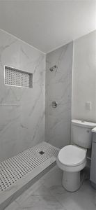 391 E 4th Ave APT 1, Hialeah, FL, 33010