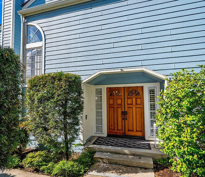 620 Holbrook Ct — Photo 14