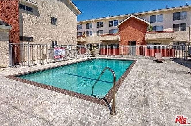 1st image of 21529 Saticoy St APT 103