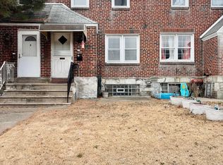 7034 Large St, Philadelphia, PA 19149