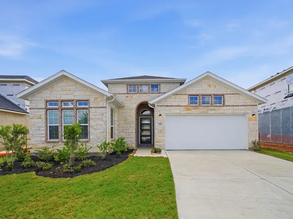 7938 Jade Crest Dr, Angleton, TX 77515