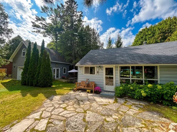 20 Clarence Ave, South Bruce Peninsula, ON N0H 2G0