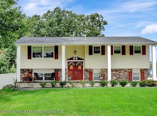 8 Trenton St, Jackson, NJ 08527