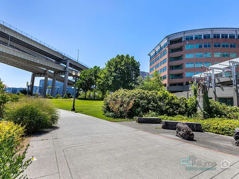 1920 SW River Dr #202 — Photo 11