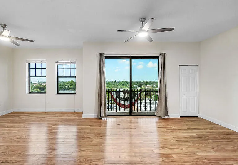 511 Lucerne Ave #618 — Photo 6