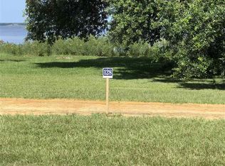 128 E Bay St, Georgetown, SC 29440