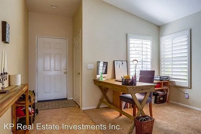 3 bed, 2.5 bath, 1532 sqft, $3,750 — Photo 3