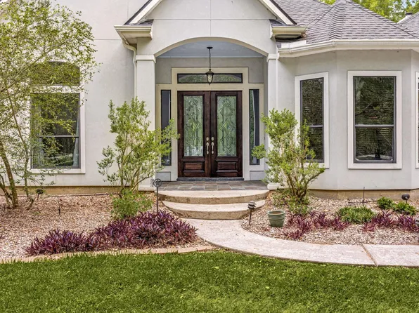 11956 White Oak Xing, Conroe, TX 77385