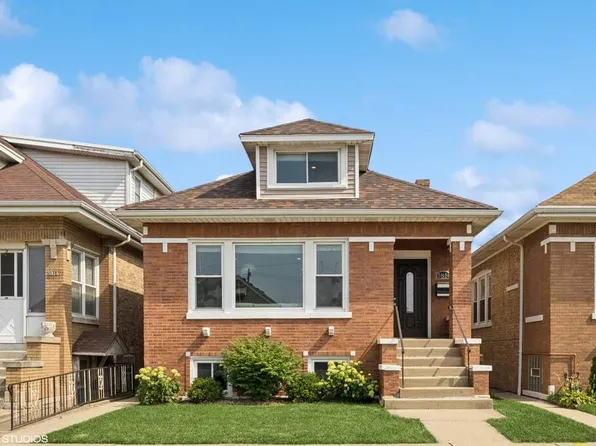 5814 W Addison St, Chicago, IL 60634
