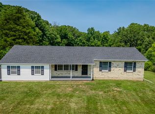 1401 Flint Hill Rd, Coopersburg, PA 18036