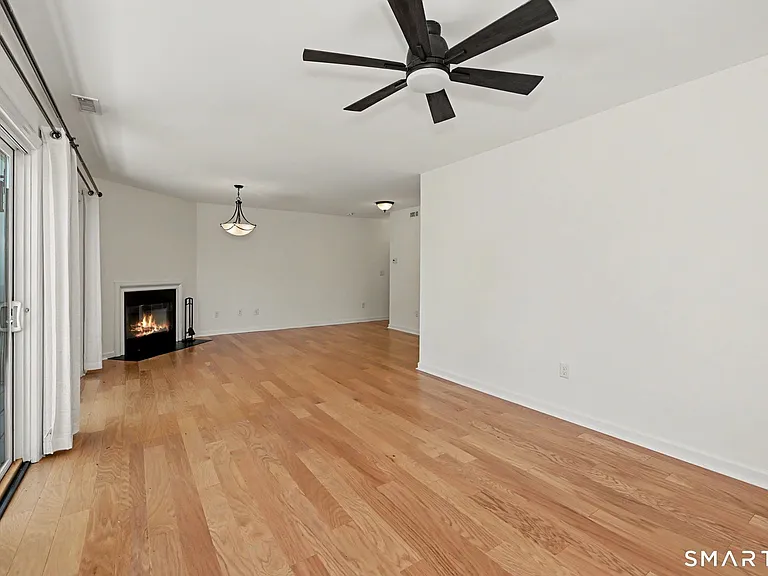 73 Riverside Ave #3A — Photo 7