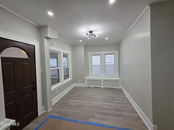 4th image of 14 Crescent Avenue