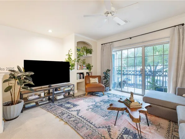 4 Indigo Run Dr APT 2010, Hilton Head Island, SC 29926