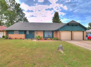 7524 NW 24th St, Bethany, OK 73008