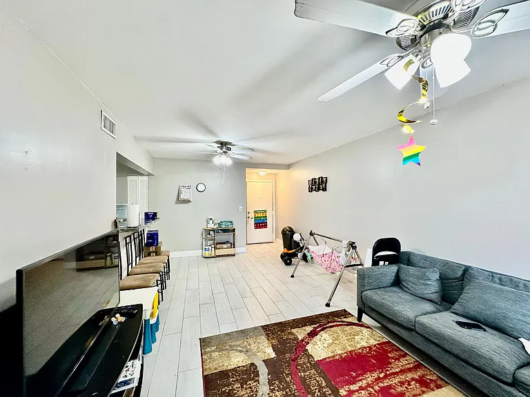 9427 Fontainebleau Blvd #102-34 — Photo 7