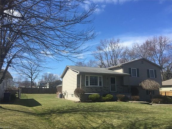 2nd image of 1024 Illinois Ave