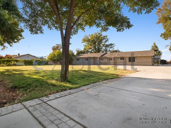 6404 E Woodward Ave, Manteca, CA 95337