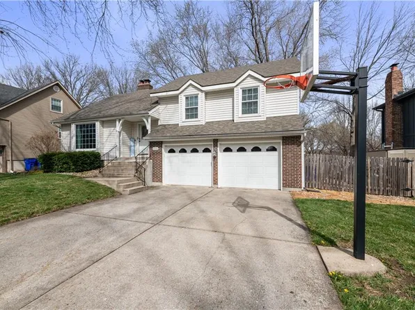 15908 W 149th St, Olathe, KS 66062