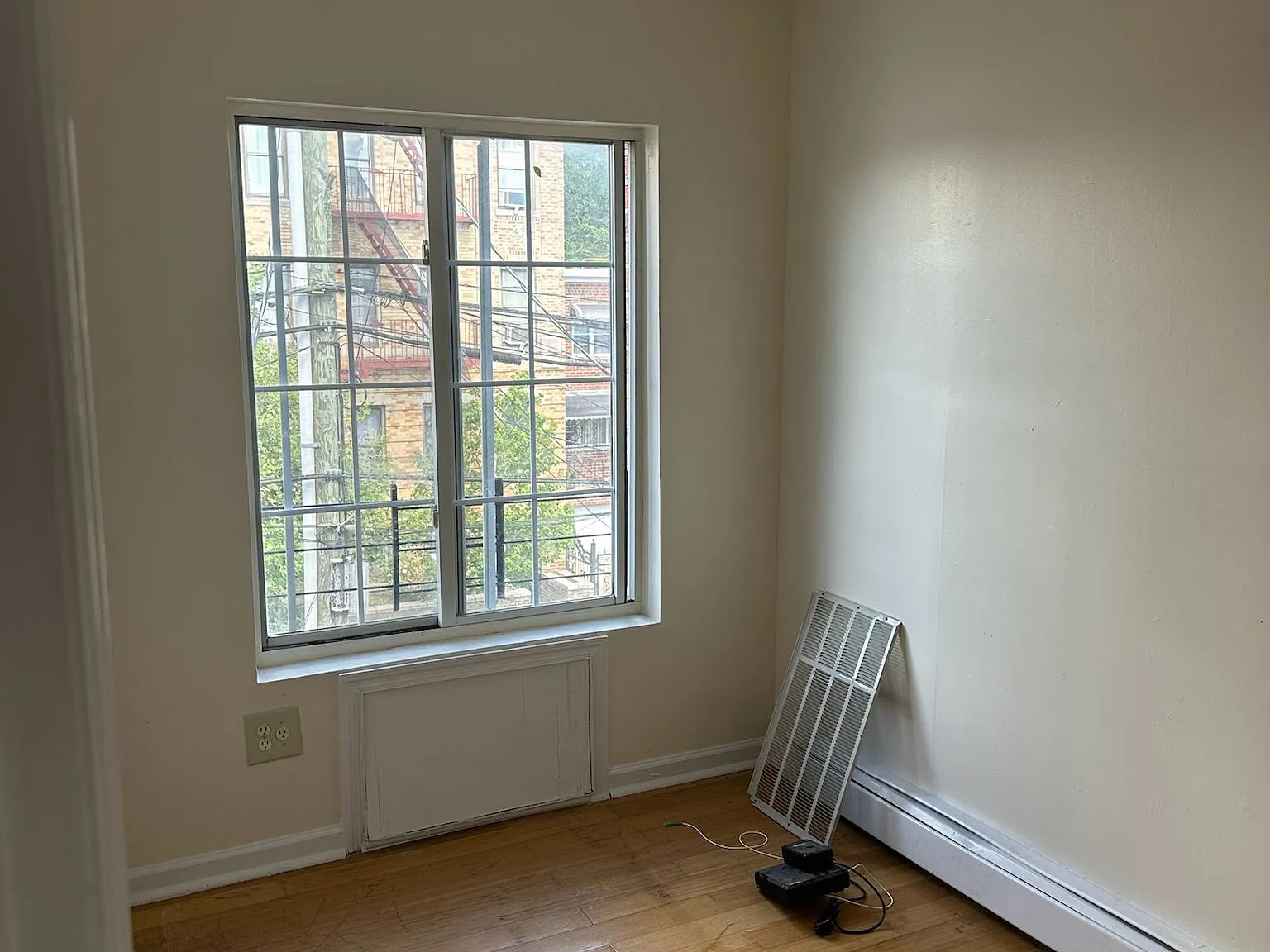 3 bed, $3,000 — Photo 4