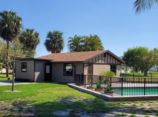 105 Old Jupiter Beach Rd, Jupiter, FL 33477