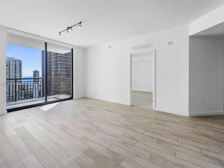 999 SW 1st Ave #2911 — Photo 4