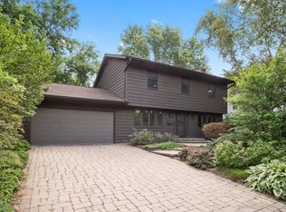 506 S 14th St, Saint Charles, IL 60174