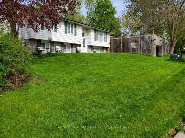 2085 Springwood Rd, Peterborough, ON K9K 1N7